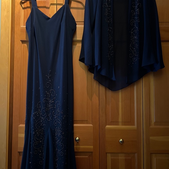 Lovely, special occasion sleeveless dress and jacket - Picture 2 of 2